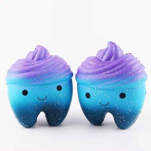 Juguete de rebote lento con diseño de dientes de cielo estrellado, el más vendido, juguete antiestrés divertido para apretar con diseño de dientes de cielo estrellado - Product Image 1