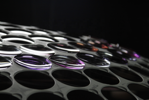 <span class=keywords><strong>Lentes</strong></span> ópticas de material base Blanco de resina dura fotocromática de corte azul 1,56, <span class=keywords><strong>lentes</strong></span> fotocromáticas de rayos azules - Product Image 6