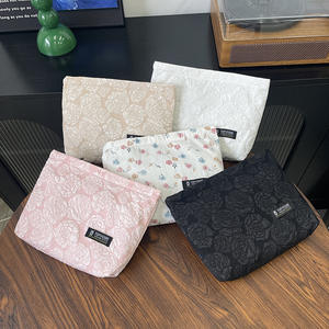 Bolso de mano floral Topstore, estuche cosmético con cremallera de gran capacidad para viajes diarios, rosa, blanco, negro, caqui, flores pequeñas - Product Image 1