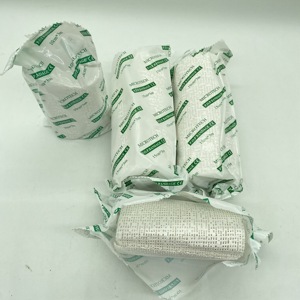 Pansement médical en plâtre <span class=keywords><strong>de</strong></span> Paris avec différents types <span class=keywords><strong>de</strong></span> bandes adhésives en tissu élastique polymère - Product Image 2