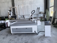 Equipo de Corte CNC 1825 con Cuchilla Oscilante Simple, Mesa de Trabajo Fija, Cortadora Multifuncional para Cuero, Goma, Alfombra y Tela