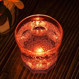 Vaso Octagonal de Whisky Luminoso LED con Logotipo Personalizado, Material de Grado Alimenticio, Batería Reemplazable, para Fiestas, Bares, KTV, Restaurantes - Product Image 4