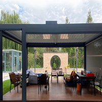 Pergola imperméable et coupe-vent, gazebo, pavillon, moderne, bioclimatique, motorisé, télécommande, aluminium, persiennes en verre