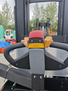 500kg 0.5 <span class=keywords><strong>tonnes</strong></span> 0.5 <span class=keywords><strong>tonnes</strong></span> camion à chargement automatique 500kg gerbeur à levage automatique 500kg <span class=keywords><strong>chariot</strong></span> <span class=keywords><strong>élévateur</strong></span> à chargement automatique - Product Image 4