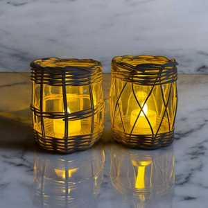 Portavelas de ratán para decoración rústica de casa de campo con diseño tejido intrincado y encanto estético vintage y decoración para el hogar - Product Image 3