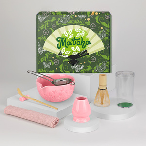 Ensemble de thé matcha traditionnel japonais de 7 pièces avec motif papillon gravé, bol, fouet en bambou, accessoires en céramique pour matcha - Product Image 1