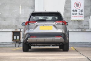 Toyota <span class=keywords><strong>RAV4</strong></span> <span class=keywords><strong>2024</strong></span> d'Occasion de Haute Qualité, SUV Compact 5 Portes 5 Places, Version Essence/Hybride en Option - Product Image 6