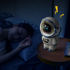 Intercomunicador Inteligente con IA, Reloj Despertador con Audio, Diseño <span class=keywords><strong>de</strong></span> Astronauta, Radio Creativa para el Hogar y Teatro en Casa, con Bluetooth, Tarjeta TF, FM, Funciona con Baterí<span class=keywords><strong>a</strong></span> - Product Image 5