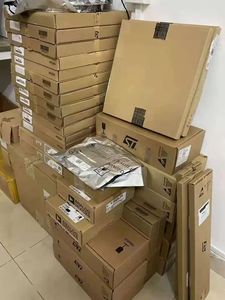 इलेक्ट्रॉनिक घटक आईसी चिप्स इंटीग्रेटेड सर्किट आईसी AD7401AYRWZ-RL - Product Image 4