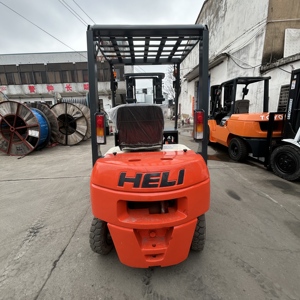 מלגזה דיזל Heli K15 1.5 טון, 3 מטרים, מנוע קואנצ'אי, שעות עבודה נמוכות, קטגוריית מוצר: מלגזות בעלות מנוע בעירה פנימית - Product Image 3