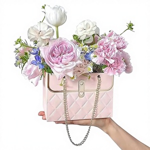 Caja <span class=keywords><strong>de</strong></span> cartón blanca pequeña reciclable, autoarmable, con asa, para empaquetado <span class=keywords><strong>de</strong></span> regalos y <span class=keywords><strong>arreglos</strong></span> florales hechos a mano, en stock. - Product Image 2