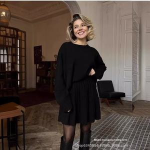 Vente chaude de la russie femmes <span class=keywords><strong>Vintage</strong></span> cou <span class=keywords><strong>pull</strong></span> 2025 nouveau Style européen américain doux tricoté haut de base pour l'hiver - Product Image 3