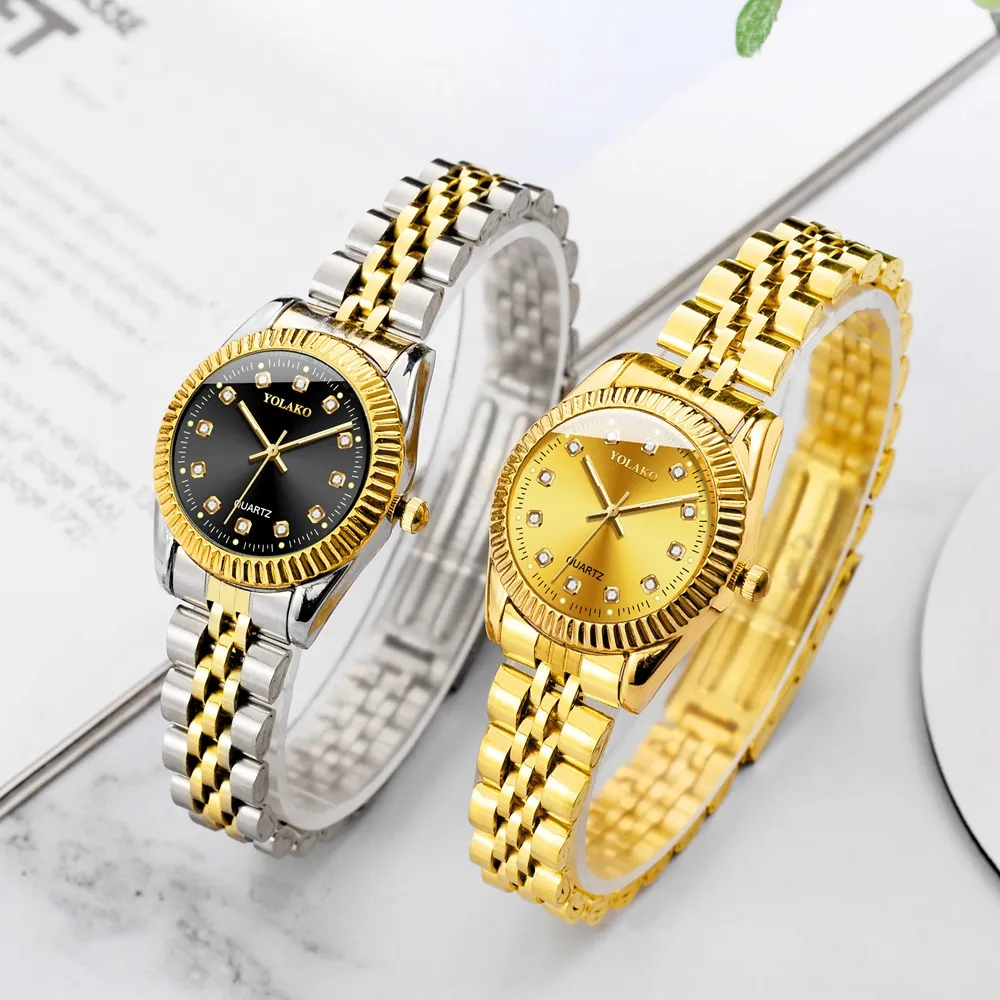 Reloj de pareja Uhren con diamantes dorados al por mayor para hombre y mujer, Reloj de cuarzo de moda de nuevo diseño de lujo para hombre y mujer