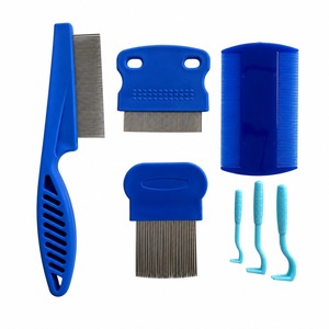 Kit Resistente per la Toelettatura e la Rimozione di <span class=keywords><strong>Zecche</strong></span> per Animali Domestici, 7 Pezzi, con 4 Pettini in Acciaio Inossidabile e 3 Ganci per <span class=keywords><strong>Zecche</strong></span>, per Cani e Gatti, in Plastica - Product Image 1