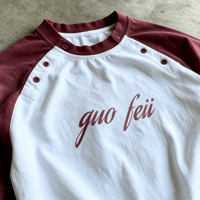 T-shirt vintage court et ample à col détachable et manches raglan, personnalisé avec impression DTG par Ouna Clothing Manufacturer