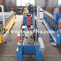 Machine automatique de formage de gouttières en acier galvanisé et de fabrication d'angleurs de gouttières en aluminium