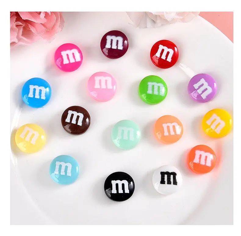 XINGROU venta al por mayor personalizado Mini serie de dulces de Chocolate Flatback resina encantos cabujones para Slime móvil caso DIY artesanía Decoración