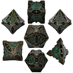 Dadi da casinò in lega di zinco poliedrici personalizzati Dungeons & Dragons punte di gioco set di dadi antichi set di dadi in metallo D & D all'ingrosso