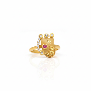 Anillo de piedra austriaca chapado en oro Un regalo perfecto de brillo y sofisticación para aniversarios, cumpleaños y celebraciones - Product Image 2