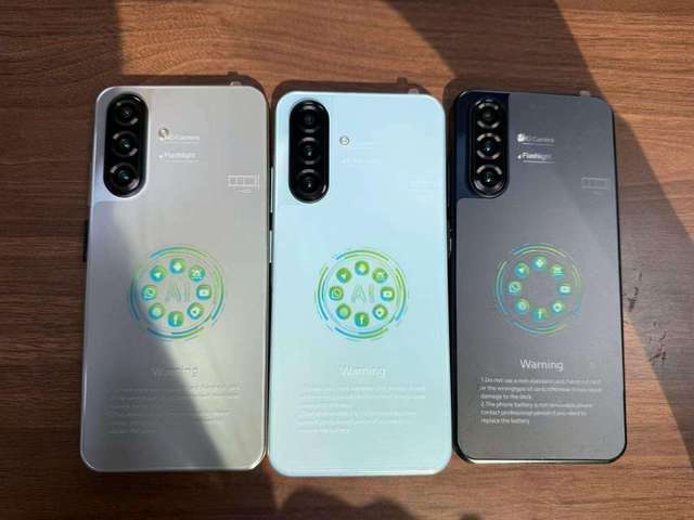 horse smartphone A17 mobile phone straps quest 3G 2+16GB
