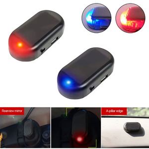 Feu de signalisation universel à LED pour voiture, alimenté par énergie solaire, lampe stroboscopique d'alarme avec fonction antivol, en matériau ABS, signal de prudence - Product Image 1