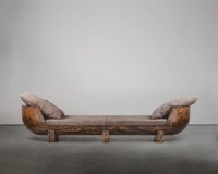 Canapé-lit moderne minimaliste à trois places en bois pour l'entrée de la maison de l'hôtel, le salon rond ou le banc de la chambre à coucher