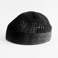 Topi Kufi Rajut Hitam Mishari untuk Pria, Bernapas, Cocok untuk Musim Panas, dengan Pita Etnis Bordir Emas, Ekspor dari Bangladesh