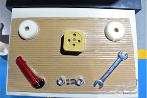 Machine d'emballage sous vide et de scellage sous blister TB390, machine d'emballage sous film PVC pour outils et quincaillerie - Product Image 2