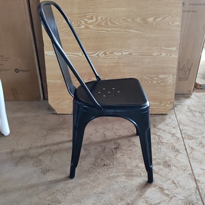 Sillas <span class=keywords><strong>de</strong></span> café Bistro apilables modernas industriales <span class=keywords><strong>de</strong></span> bajo <span class=keywords><strong>precio</strong></span> sillas <span class=keywords><strong>de</strong></span> comedor <span class=keywords><strong>de</strong></span> hierro <span class=keywords><strong>de</strong></span> Metal fuerte con respaldo alto para exteriores - Product Image 3