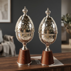 Brûleur d'encens en acier inoxydable en forme d'œuf creux avec base en bois de santal, diffuseur aromatique fait main pour une utilisation toute l'année - I H C - Product Image 4