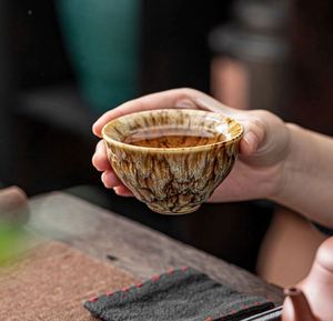 Juego de Té Chino de Cerámica Estilo Japonés, Taza Maestra Horneada en Horno, Juego de Té Kung Fu, Cinco Tazas Famosas, Regalo Hecho a Mano - Product Image 6