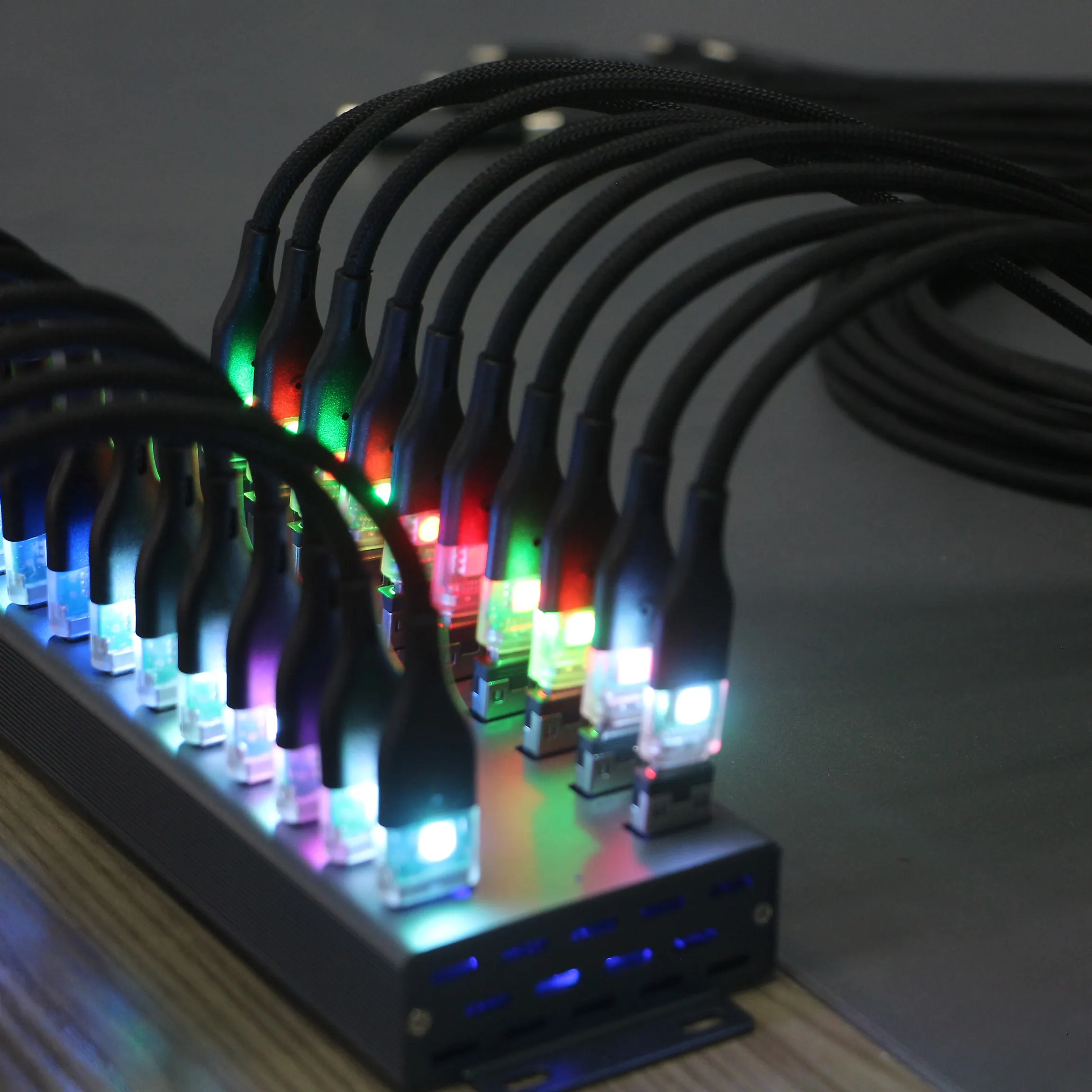 Cable de datos de luz nocturna controlado por voz RGB OEM PD100 Carga súper rápida