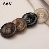 Kancing Resin SAS Mewah Berbentuk Bulat Besar dengan Empat Lubang, Pola Vintage, Kancing Dekoratif Jahitan Tangan untuk Mantel.