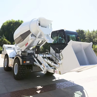 Bétonnière portative auto-chargeante de 2,6 à 3,0 m³, camion malaxeur à ciment compact le plus vendu pour les chantiers de construction