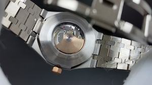 Montre de plongée mécanique de haute qualité 41 mm, mouvement ciel étoilé, aiguilles en cristal de glace, alarme, acier inoxydable - Product Image 4