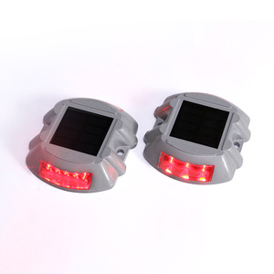 Feux de sécurité routière à LED solaires, clignotants latéraux, aiguilles routières en aluminium, feux clignotants pour aménagement paysager routier - Product Image 2