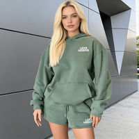 Ensemble sweat à capuche et short en molleton de coton personnalisé pour femme, ensemble deux pièces essentiel de haute qualité avec impression en relief