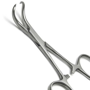 Pinza para Toallas Quirúrgicas Backhaus de Alta Calidad, 9 cm, Curvada, de Acero Inoxidable, Instrumento Manual - RWS INSTRUMENTS Modelo RWSI-BTC-0009 - Product Image 2