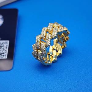 Anillo Clásico de Lujo de Plata de Ley 925 con Moissanita y Piedra Engastada en Puntas, Acabado Pulido, para Regalos de Compromiso Unisex - Product Image 4