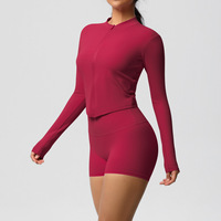 Ensemble de sport respirant à manches longues avec fermeture éclair, short slim effet seconde peau brossé, personnalisable avec logo – Idéal pour le yoga, la course et l'entraînement