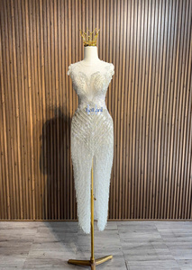 Robe fourreau élégante en soie pour femme avec manches courtes, ornée de strass haut de gamme, idéale pour les soirées et les fêtes - Product Image 5