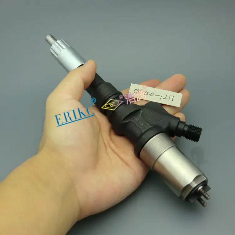 Erikc Common Rail Injectie 095000-1212 Motor Injector 095000 1210 Olie Pomp Injector 0950001211 Voor Komatsu 6156-11-330