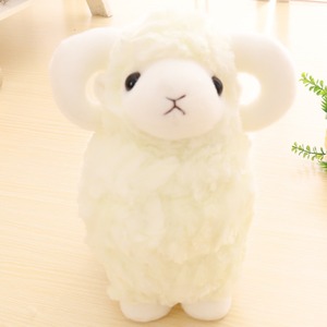 Vente en gros usine : Peluche créative en forme de mouton de dessin animé, coussin en coton PP à poils courts, maille lavée, anti-stress - Product Image 4