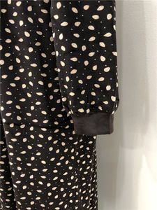 トルコドバイイスラム教徒の女性の服プリント260Gベルベット冬の夜の服女性のための長いホームガウンドレス - Product Image 5