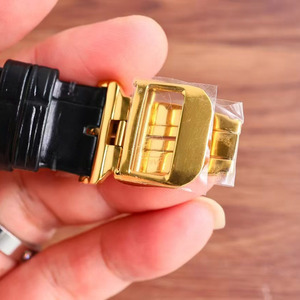 นาฬิกาข้อมือผู้ชายสไตล์คลาสสิกหรูหราคุณภาพสูงประดับโมอิสซาไนต์ พร้อมฟังก์ชั่นหลากหลาย แสดงวัน เดือน และข้างขึ้นข้างแรม - Product Image 3