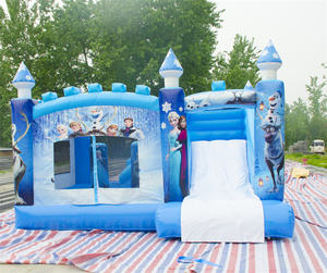 Château <span class=keywords><strong>gonflable</strong></span> Elsa et Anna de La Reine des Neiges - Utilisation commerciale, matériau PVC, capacité 500 kg, taille personnalisée - Product Image 3