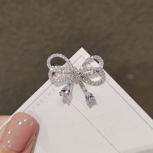 New Trendy Exquisite Compact Rhinestone Bow Brooch Versatile Women's <b>Wedding</b> Engagement Gold Plated Zinc Alloy Suit <b>Accessories</b> - Product Image 3