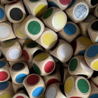 Dés en bois à coins arrondis de 16 couleurs, jouets créatifs pour le traitement des couleurs, accessoires de jeu de société, d'échecs et de cartes pour enfants, cubes en bois