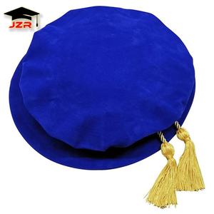 Jubah Wisuda Sarjana dan Doktor yang Dapat Disesuaikan untuk Penggunaan Sekolah, Dibuat Sesuai Pesanan dengan Tudung Beludru, Tali Emas, dan <span class=keywords><strong>Tudor</strong></span> Bonnet - Product Image 3