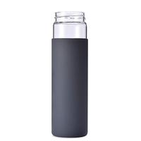 Botol air kaca kustom 18 oz 32 oz perjalanan mengemudi sendiri dalam ruangan dan luar ruangan ramah lingkungan dengan lengan silikon